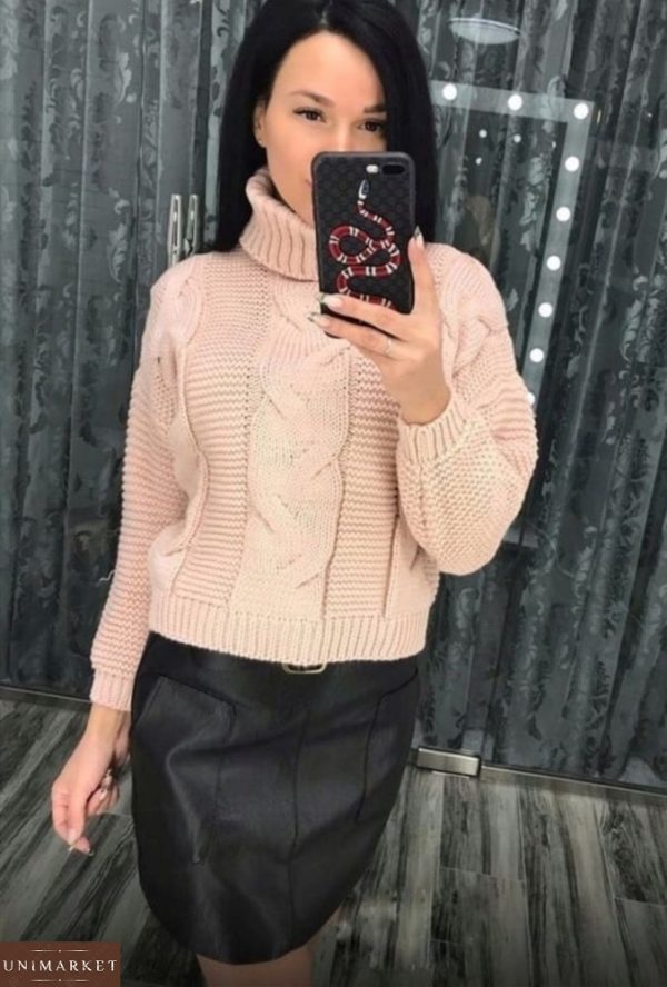 Купити жіночий в'язаний зимовий светр кольору пудри