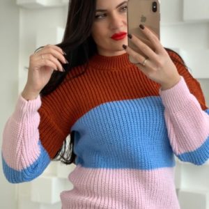 Купить розовый женский вязаный свитер из акрила