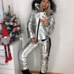 Купить женский лыжный костюм анти дождь цвета металлик дешево