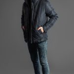 Купить мужскую куртку moncler черную на зиму дешево