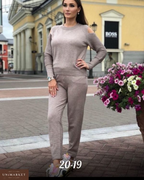 Замовити сірий жіночий прогулянковий костюм оптом Україна