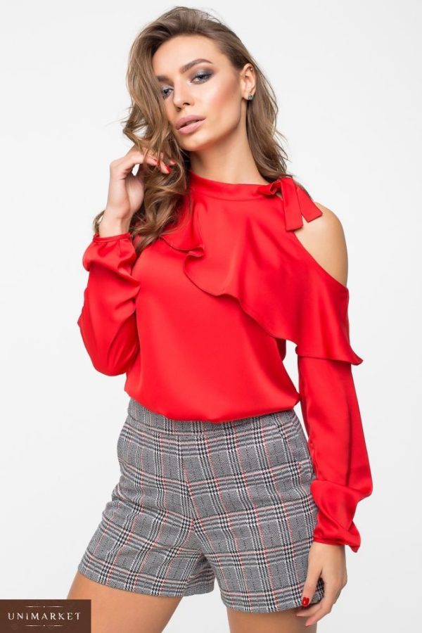 Замовити недорого жіночу блузу з відкритим плечем і воланом з шовку червоного кольору в подарунок