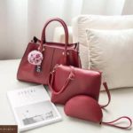 Придбати в подарунок сумку жіночу + клатч сумка 3 в 1 бордового кольору оптом Україна