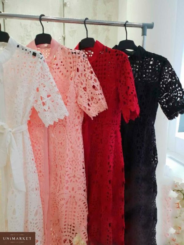 Придбати в інтернет-магазині жіночу сукню з мережива з поясом дешево