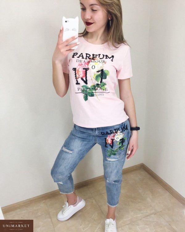 Купить в интернет-магазине женский костюм с принтом из коттона: джинсы + футболка розовый верх недорого