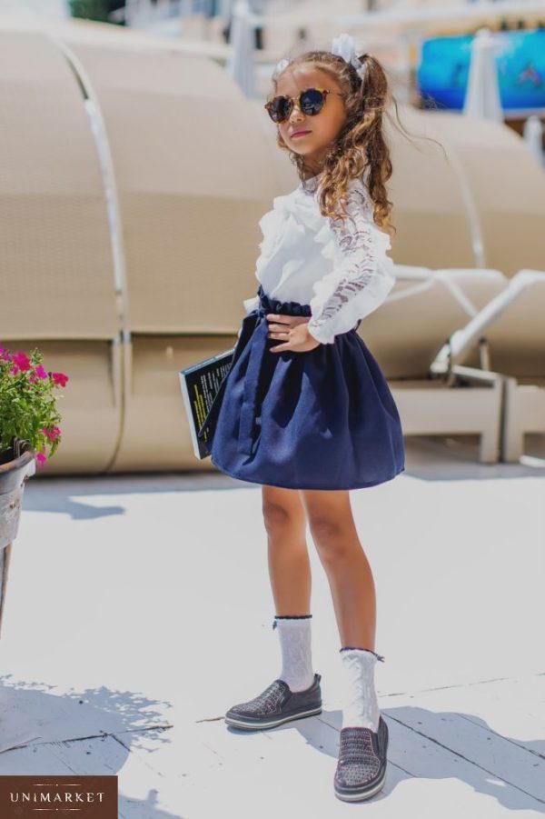 Приобрести недорого детскую юбку школьную легкую на пуговицах для девочек синего цвета дешево