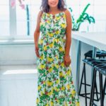 Заказать в подарок женский сарафан с модным рисунком больших размеров оптом Украина