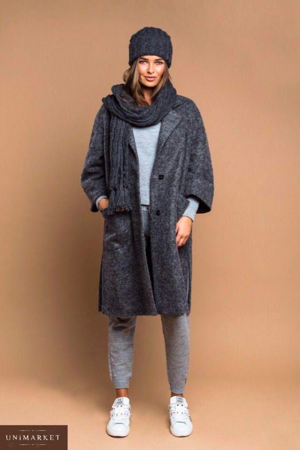 Приобрести в интернет-магазине женское пальто из шерсти валяной с разрезом темно-серого цвета дешево