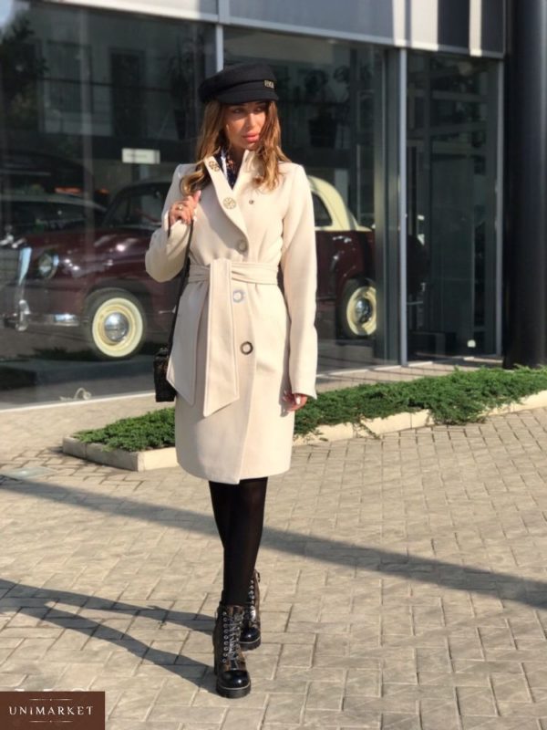 Заказать в подарок женское пальто из кашемира застёжка на кнопках цвета бежевого батал оптом Украина