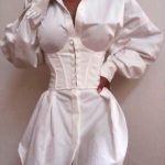 Приобрести в интернет-магазине женское платье из софта нежного с рукавами объёмными белого цвета дешево
