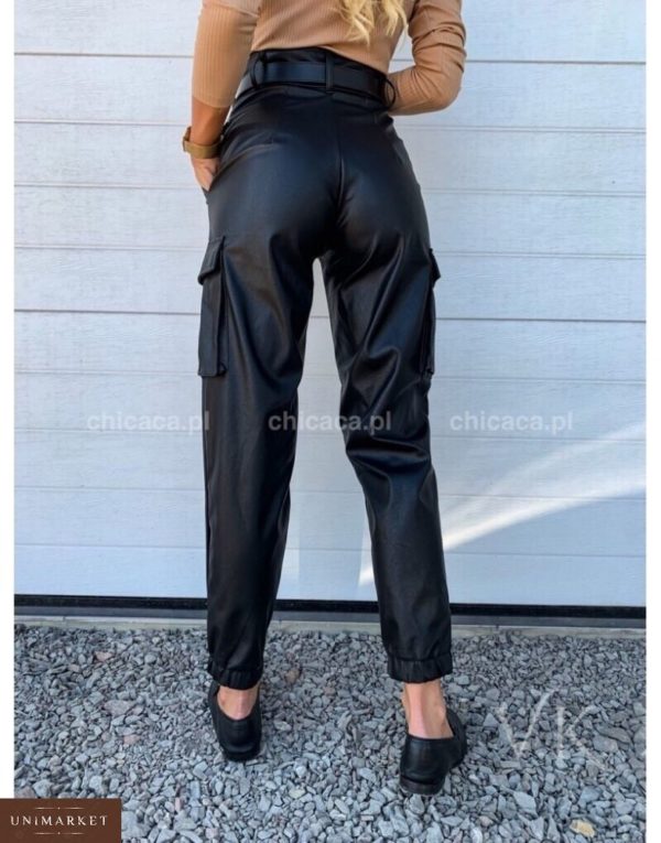 Заказать женские брюки на резиночке кожаные с манжетом цвета черного недорого