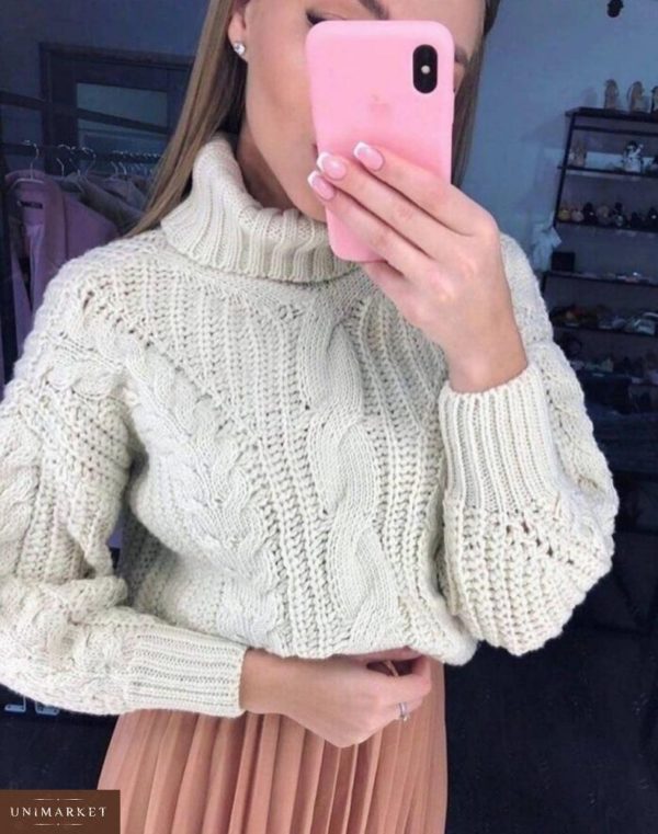 Приобрести женский свитер под горло объемной вязки с фактурным узором цвета белого в Украине