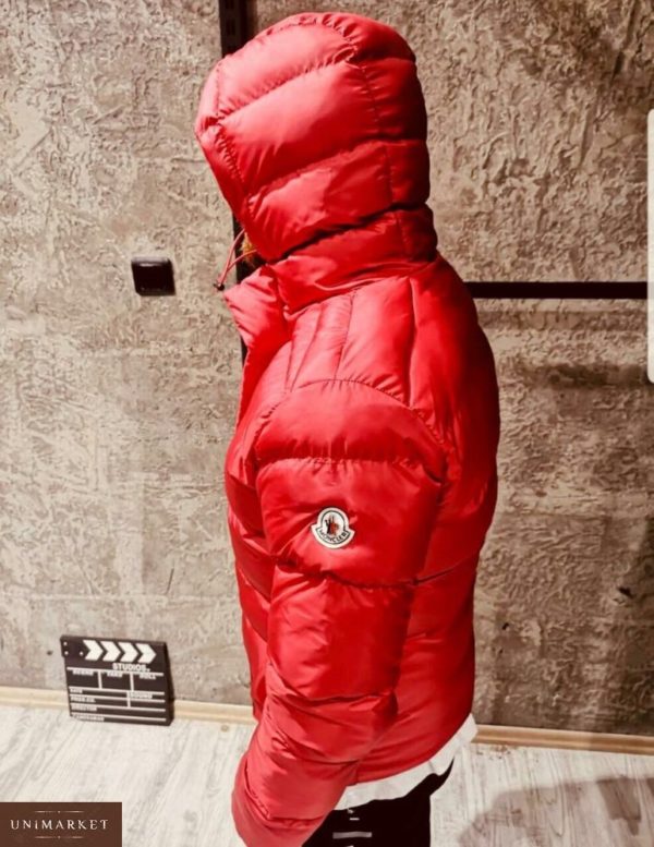 Заказать недорого мужскую куртку пуховик с крутыми лацканами Moncler красного цвета батал в подарок