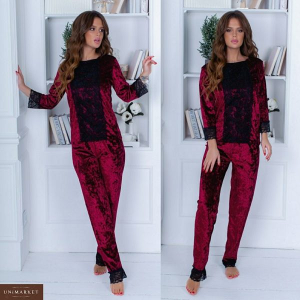 Заказать в подарок женскую бархатную пижаму кофта + брюки с кружевом бордового цвета оптом Украина