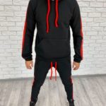 Купити в інтернет-магазині чоловічий костюм з лампасами і капюшоном спортивний кольору чорно-червоного розмірів великих дешево