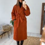 Заказать в подарок женское пальто кашемировое с поясом терракотового цвета оптом Украина