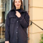 Замовити в подарунок жіноче пальто сорочка з кашеміру на флісі чорного кольору оптом Україна