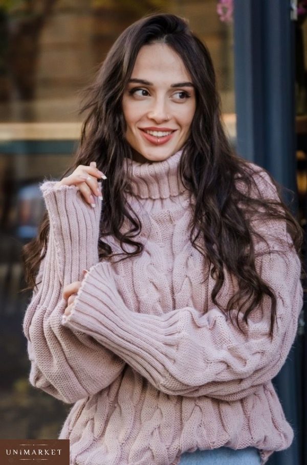 Приобрести в интернет-магазине женский шерстяной свитер с высоким горлом цвета пудры дешево