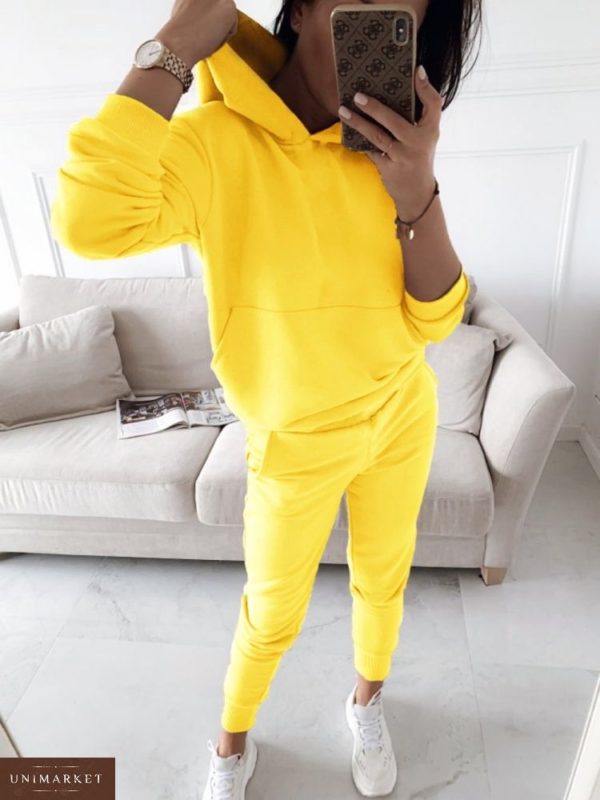 Приобрести в интернет-магазине женский костюм спортивный двойка: кофта с капюшоном + штаны желтого цвета дешево