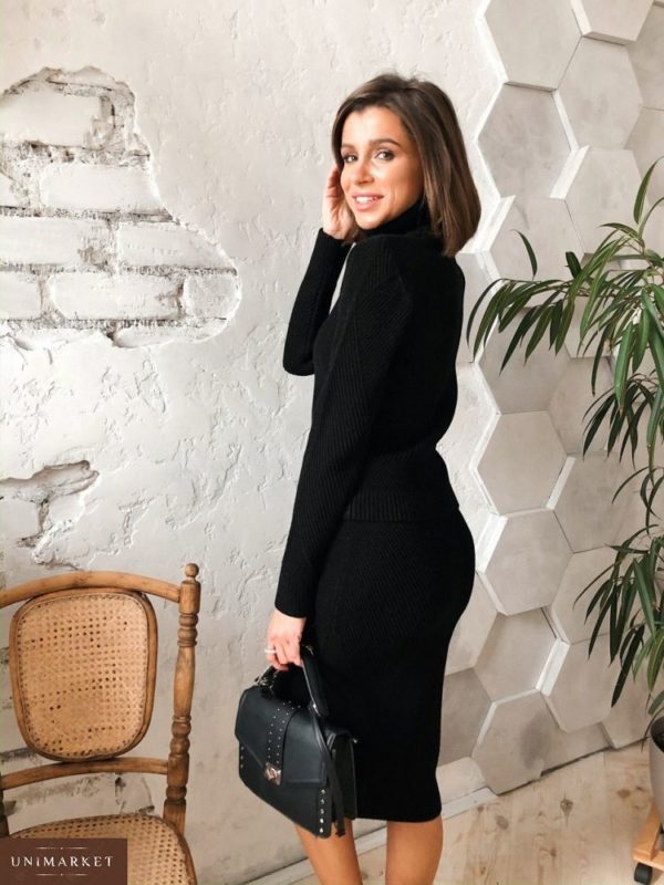 Заказать в подарок женский костюм: облегающая юбка + гольф черного цвета оптом Украина