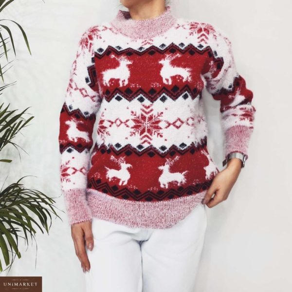 Приобрести недорого женский свитер с оленями и снежинками красного цвета оптом Украина