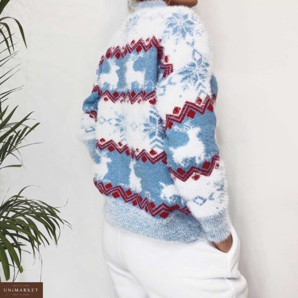 Купить в подарок женский свитер с оленями и снежинками цвета голубого оптом Украина