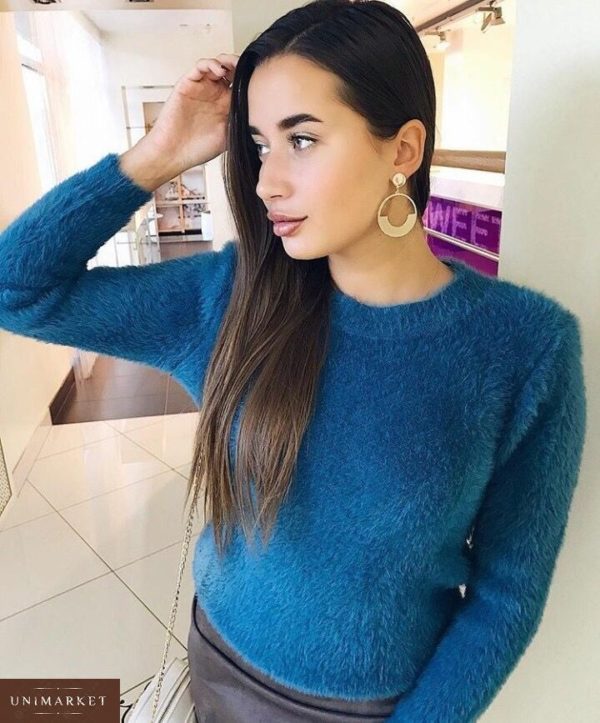 Купить в подарок пушистый свитер женский из стрейч коттона синего цвета оптом Украина