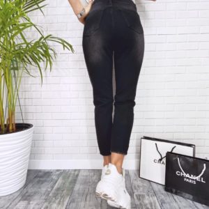 Придбати недорого жіночі чорні джинси мом стильні оптом Україна
