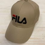 Замовити в подарунок кепку жіночу FILA бежевого кольору дешево