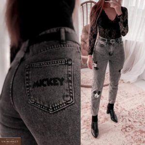 Купити жіночі джинси Mom з Міккі Маусом сірі зі знижкою дешево