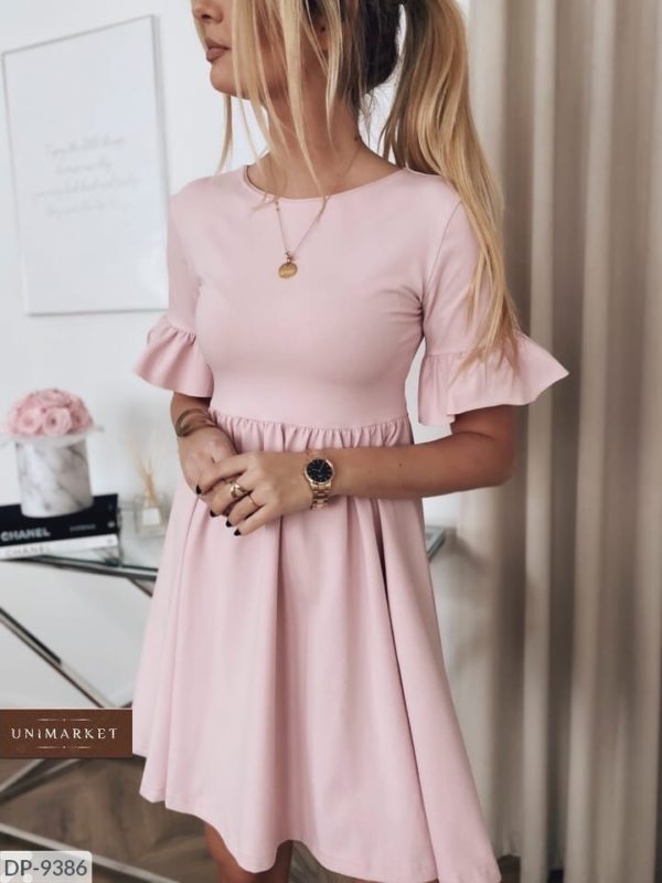Купить розовое женское базовое платье с воланами из костюмки по низким ценам