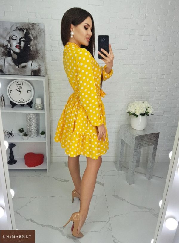 Купить желтое женское платье в крупный горох с завязкой у шеи (размер 42-48) недорого