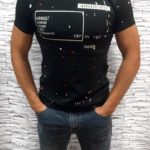 Придбати чорну чоловічу футболку з принтом з бавовни (розмір 48-54) в Україні