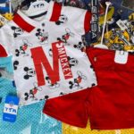 Купить красный детский трикотажный костюм с шортиками с Микки Маусом в интернет-магазине