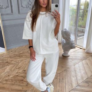 Замовити білий жіночий трикотажний костюм: штани + кофта онлайн