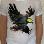 Придбати білу чоловічу люмінесцентну футболку з принтом орел (розмір 46-54) дешево