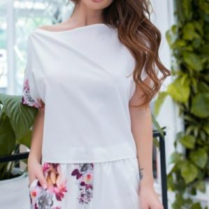 Замовити білий жіночий костюм: футболка на зав'язках + шорти з квітковим принтом (розмір 42-56) вигідно