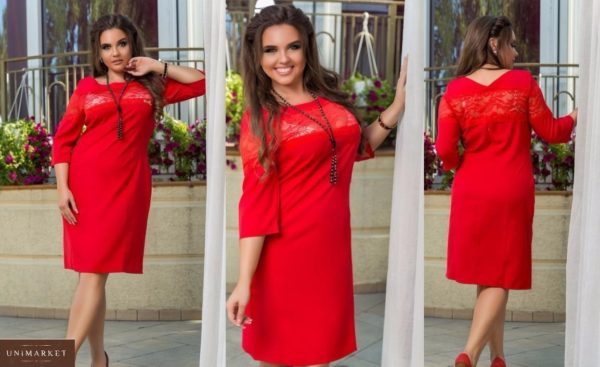 Заказать красное женское лаконичное платье с кружевной вставкой с рукавом 3/4 (размер 48-54) недорого