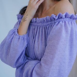 Придбати лілове жіноче бавовняне плаття міді з відкритими плечима і довгим рукавом онлайн