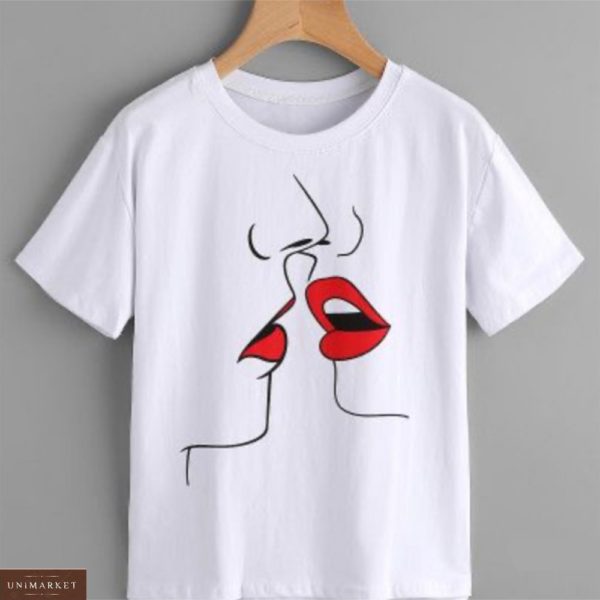 Купити жіночу білу футболку з принтом з червоними губами в інтернеті