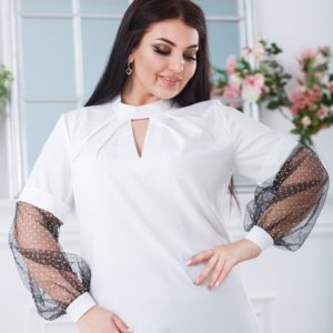 Купить белую женскую блузку с длинными рукавами из сетки в горошек (размер 50-56) онлайн
