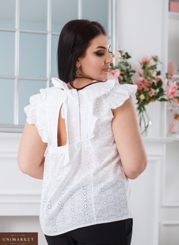 Купить женскую белую блузку из прошвы с завязкой на спине (размер 42-52) по скидке
