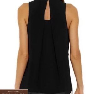 Заказать женскую черную закрытую блузку без рукавов из шелка (размер 42-48) дешево