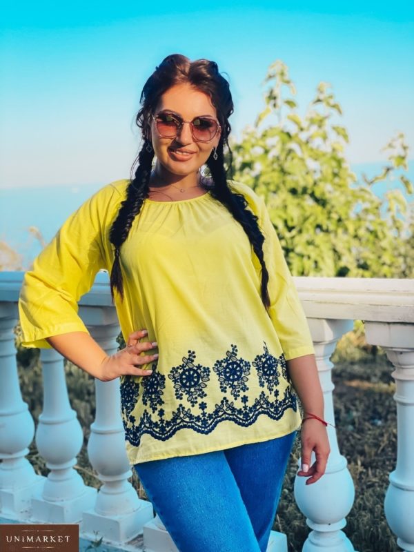 Купить желто-салатовую женскую свободную блузку из батиста с вышивкой (размер 50-56) по низким ценам