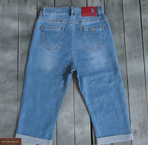 Заказать голубые женские джинсовые бриджи с подворотами (размер 32-42) по скидке