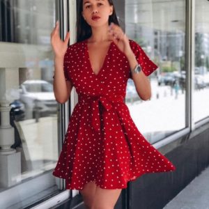 Купить красное платье женское мини на запах в мелкие сердечки (размер 42-50) по низким ценам