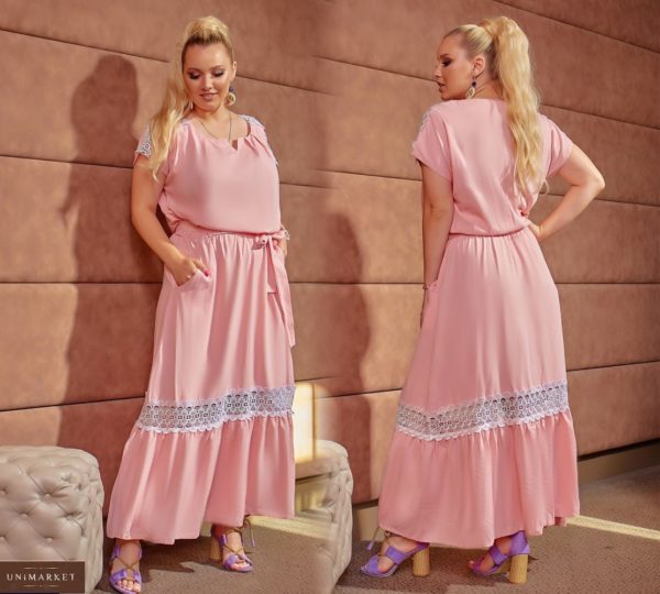 Купить розовое женское платье макси из льна с контрастными кружевными вставками (размер 48-66) онлайн