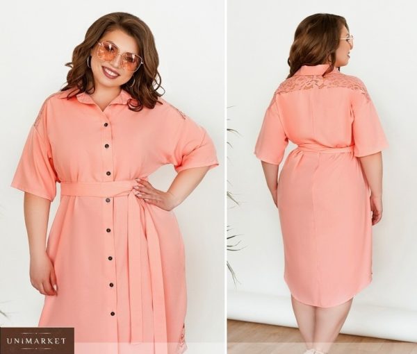 Приобрести персиковое женское платье-рубашка из софта с поясом (размер 48-66) в интернете