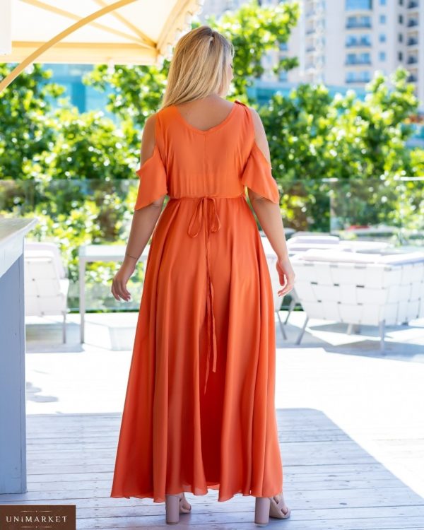 Купить оранжевое нежное платье на запах с поясом для женщин и открытыми плечами размера 48-64 XL+ баталнедорого
