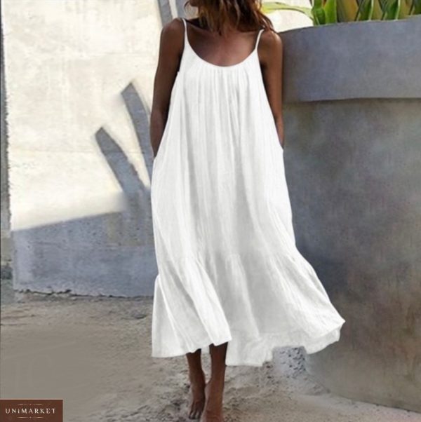 Замовити білого кольору oversize сарафан з жатки на бретельках для жінок (розмір 42-52) по знижці